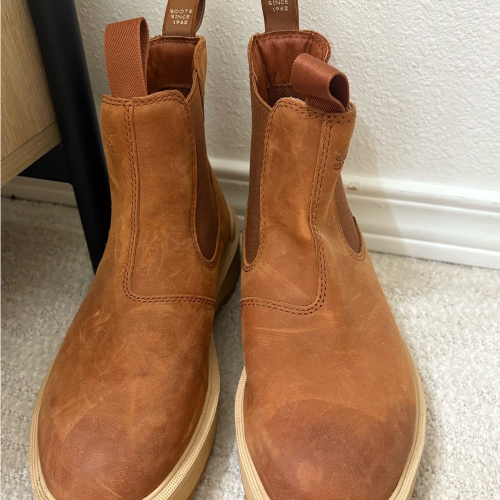 Sorel women’s size 7 boots